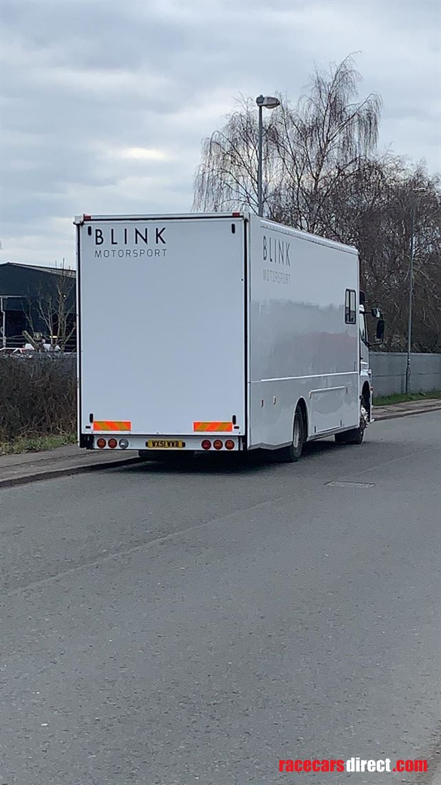 mercedes-atego-18t-rigid-racecar-transporter