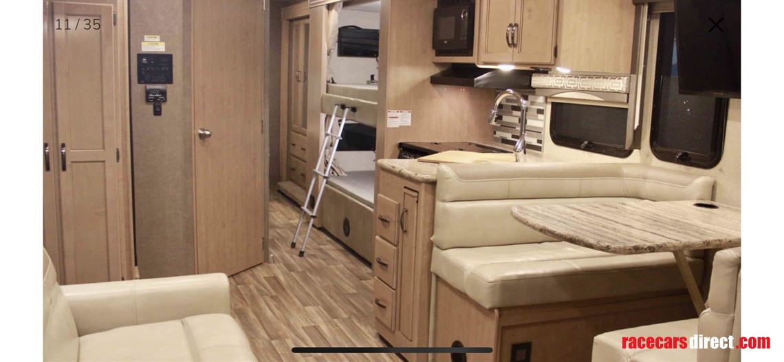 2017-ford-thor-ace-bunkhouse-301motorhome-500