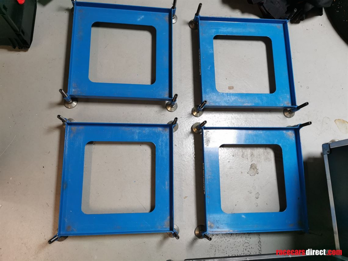 intercomp-levellers-set