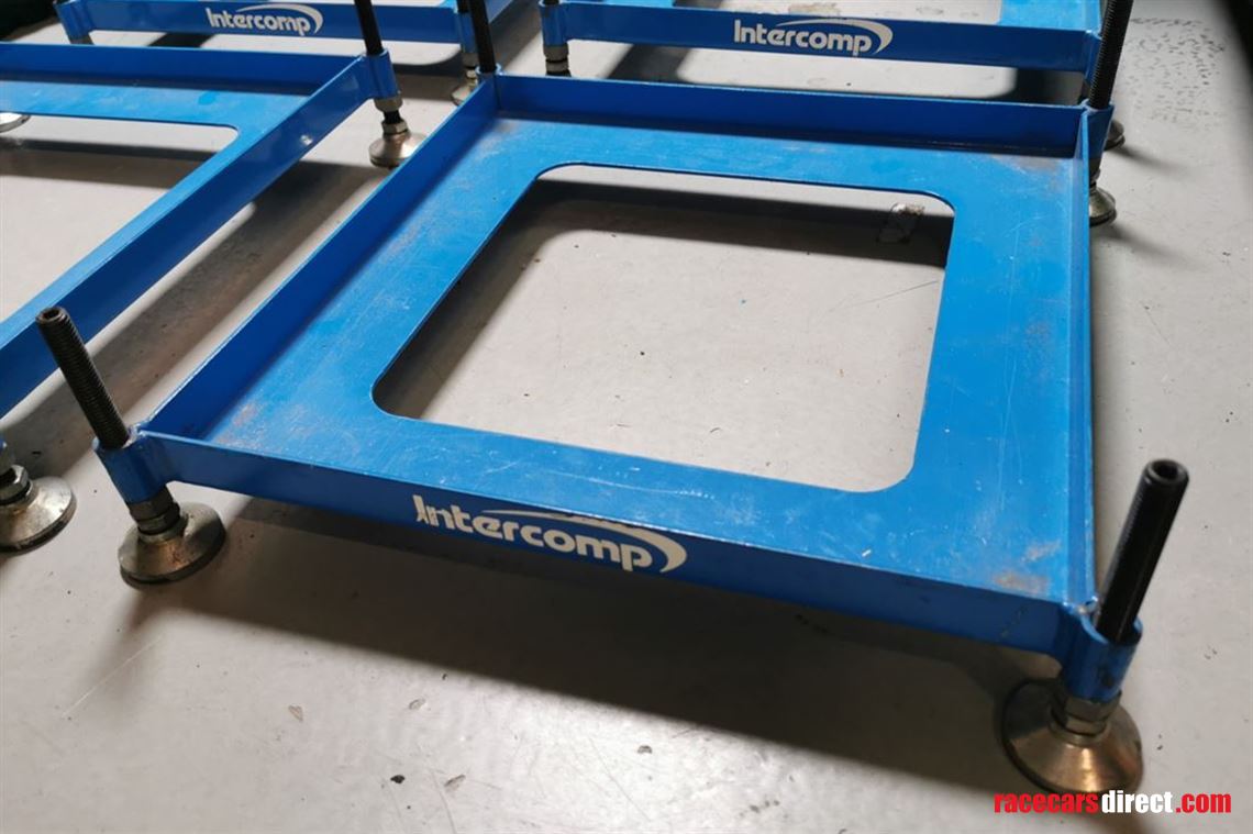 intercomp-levellers-set