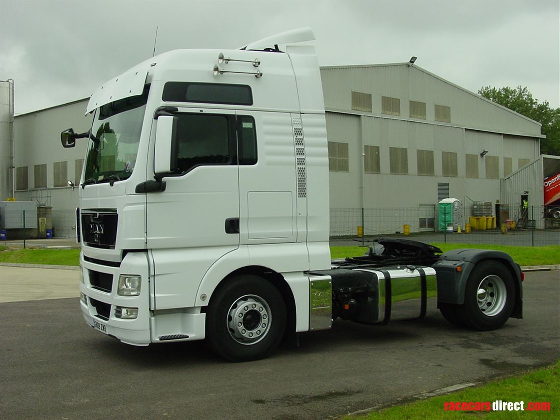 man-tgx-xxl-2008---left-hand-drive