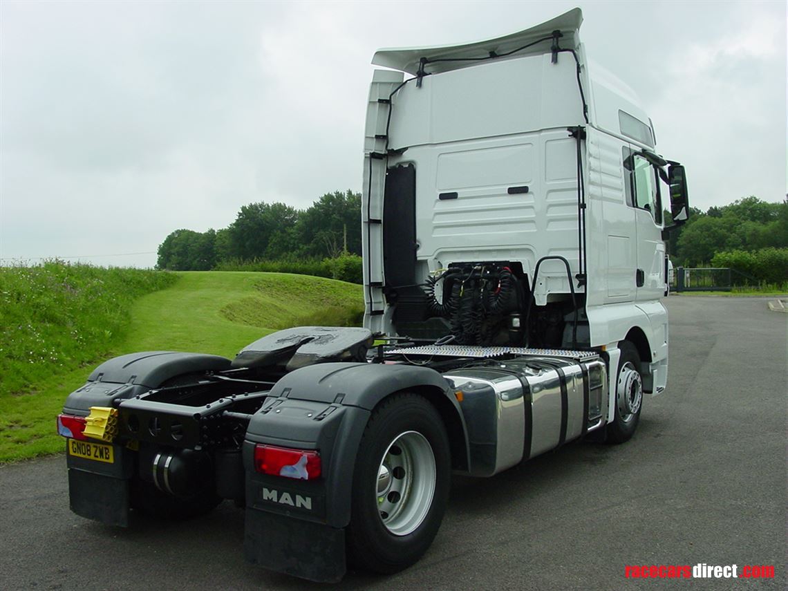 man-tgx-xxl-2008---left-hand-drive