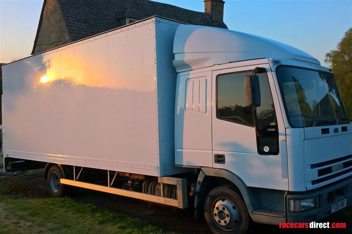iveco-75-e15-75-tonne-race-transporter