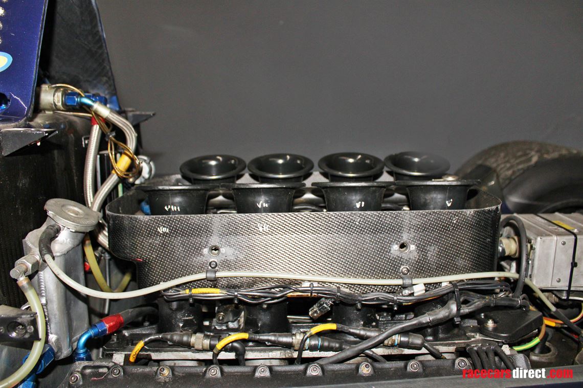 euroformula-3000-lola-b99-50---cosworth-dfv-v