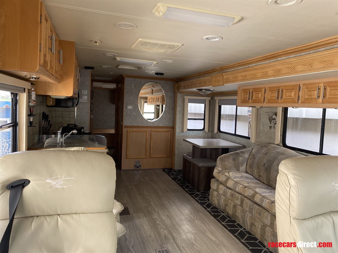 sports-coach-american-rv