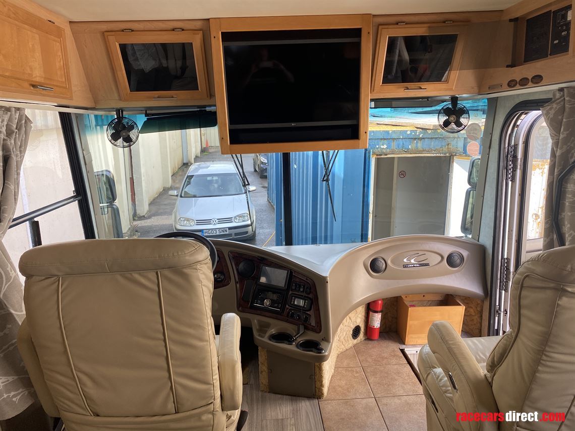 sports-coach-american-rv