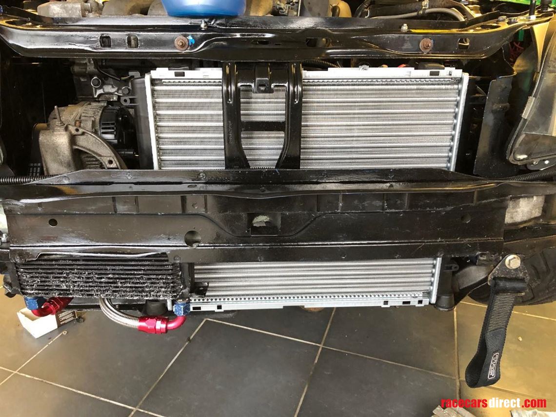 clio-182-750mc-championship-spec-car