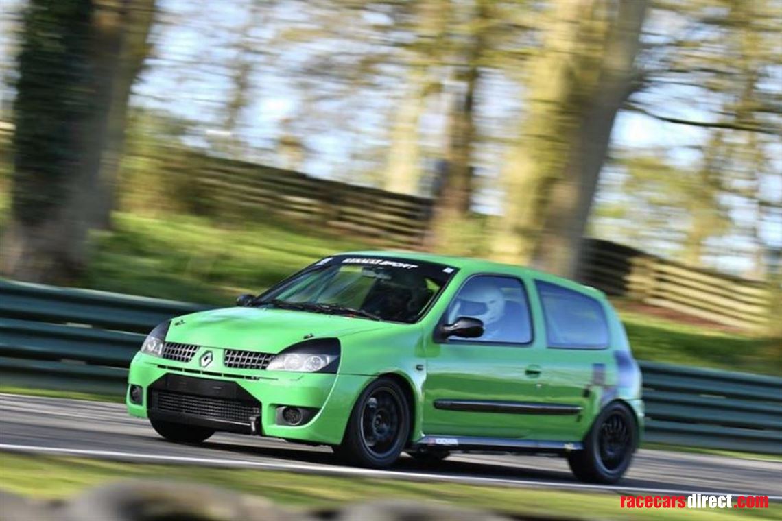 clio-182-750mc-championship-spec-car