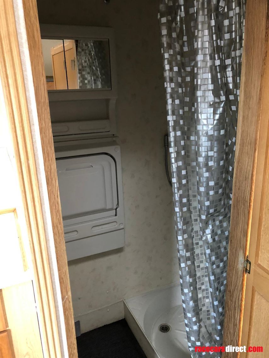 mercedes-benz-atego-815-race-lorry