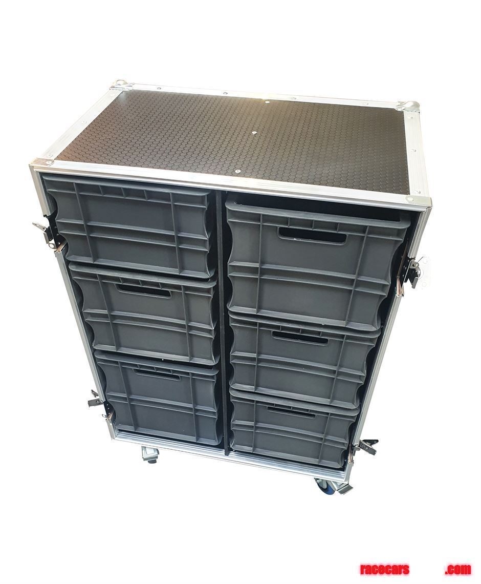 small-flight-case-roll-cabinet---vme-ec11