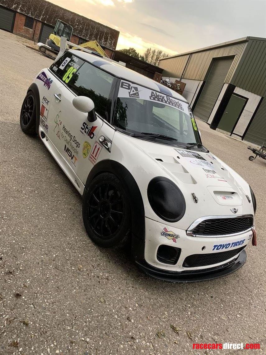 r56-mini-jcw-cooper-s-challenge-race-car
