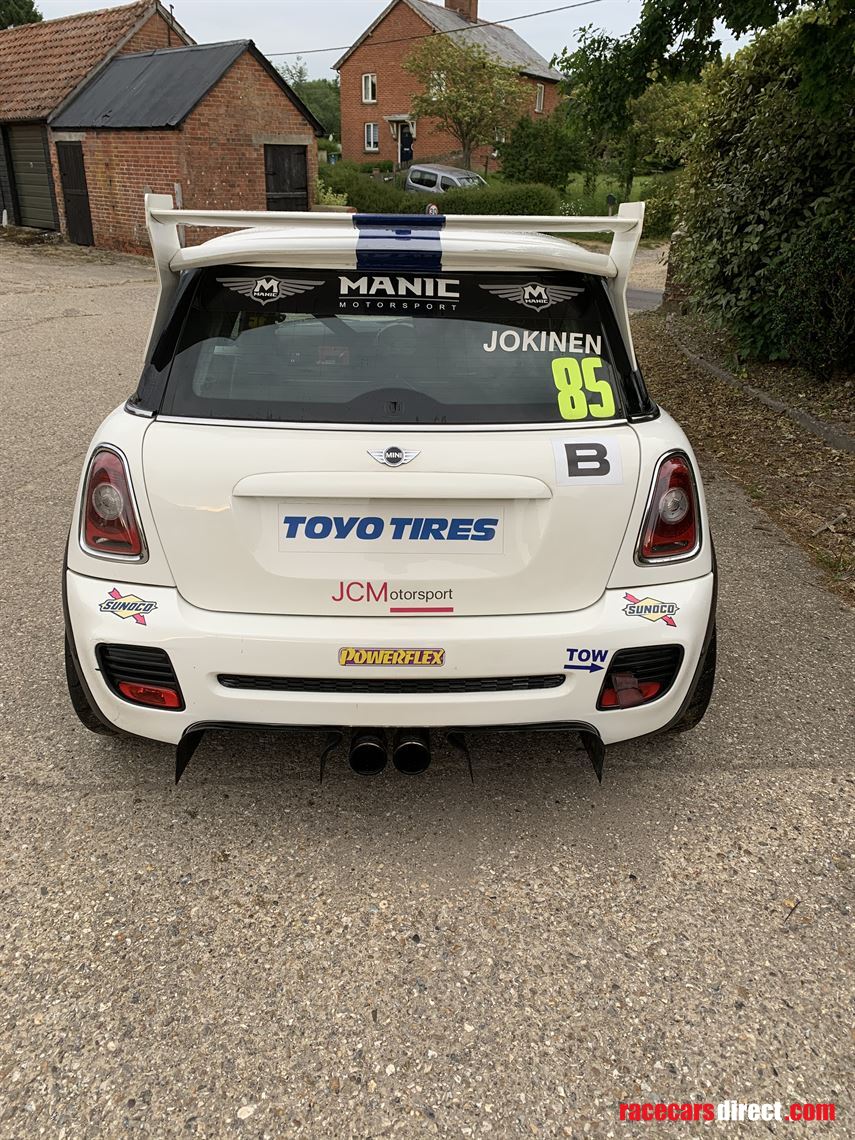 r56-mini-jcw-cooper-s-challenge-race-car