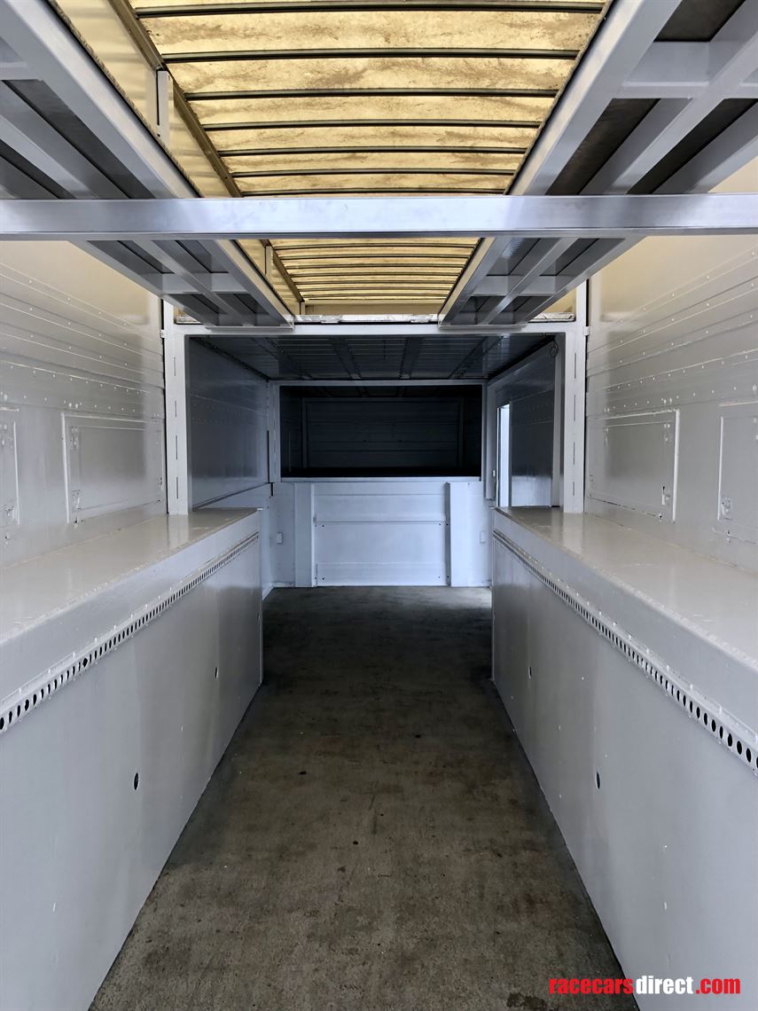 race-trailer-up-to-4-cars-plus-living-space