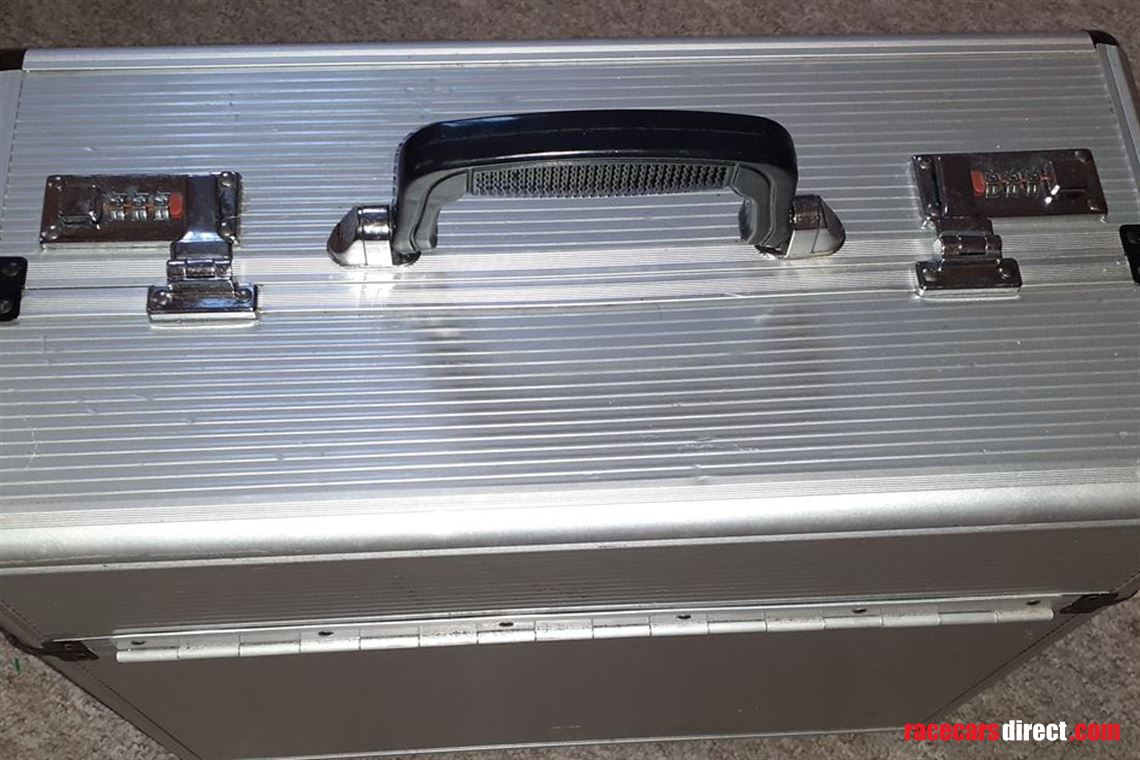 instrument-carry-case