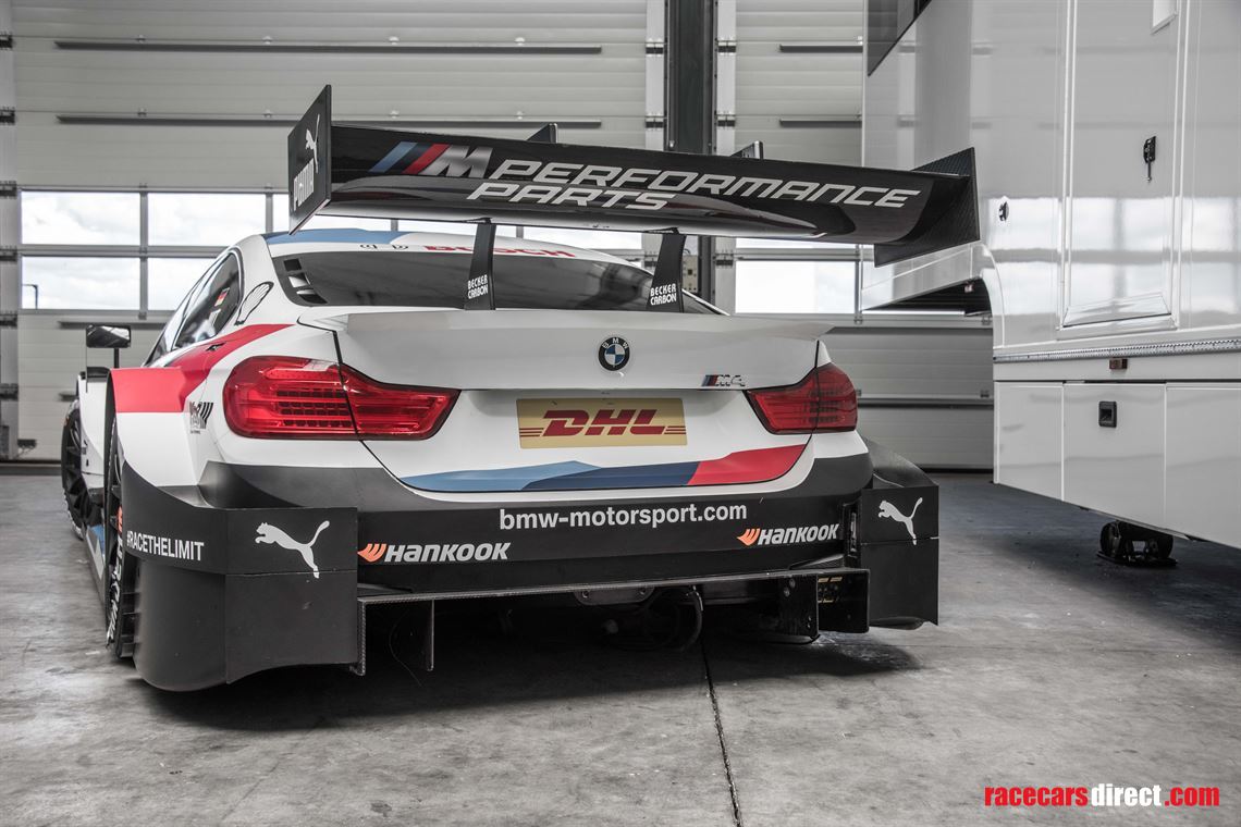 bmw-m4-dtm-rolling-chassis-1100-and-simulator