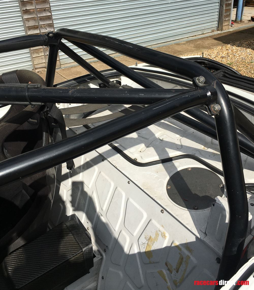 Integral Roll Cage 3