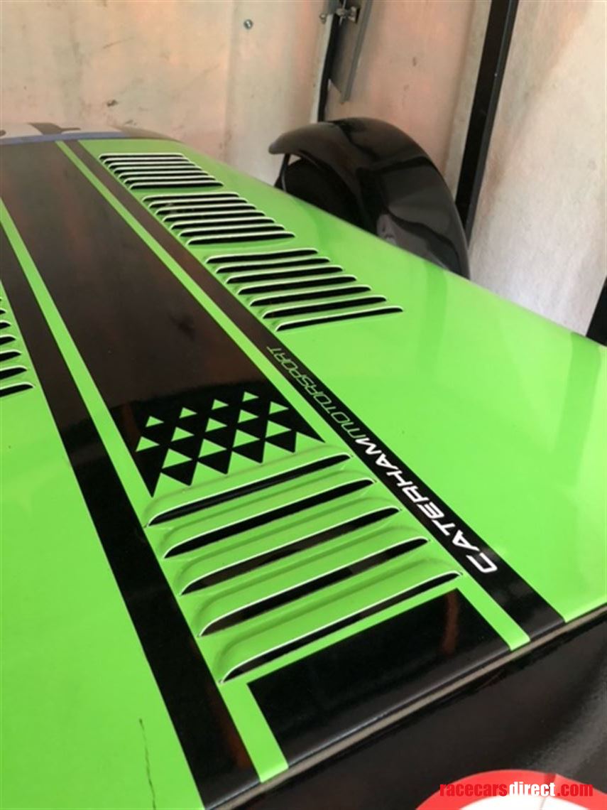 caterham-270r-graduates-135-class