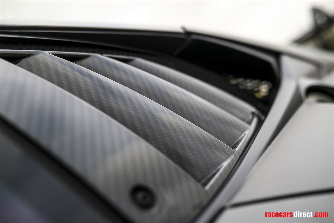 lamborghini-huracan-super-trofeo-evo-collecto