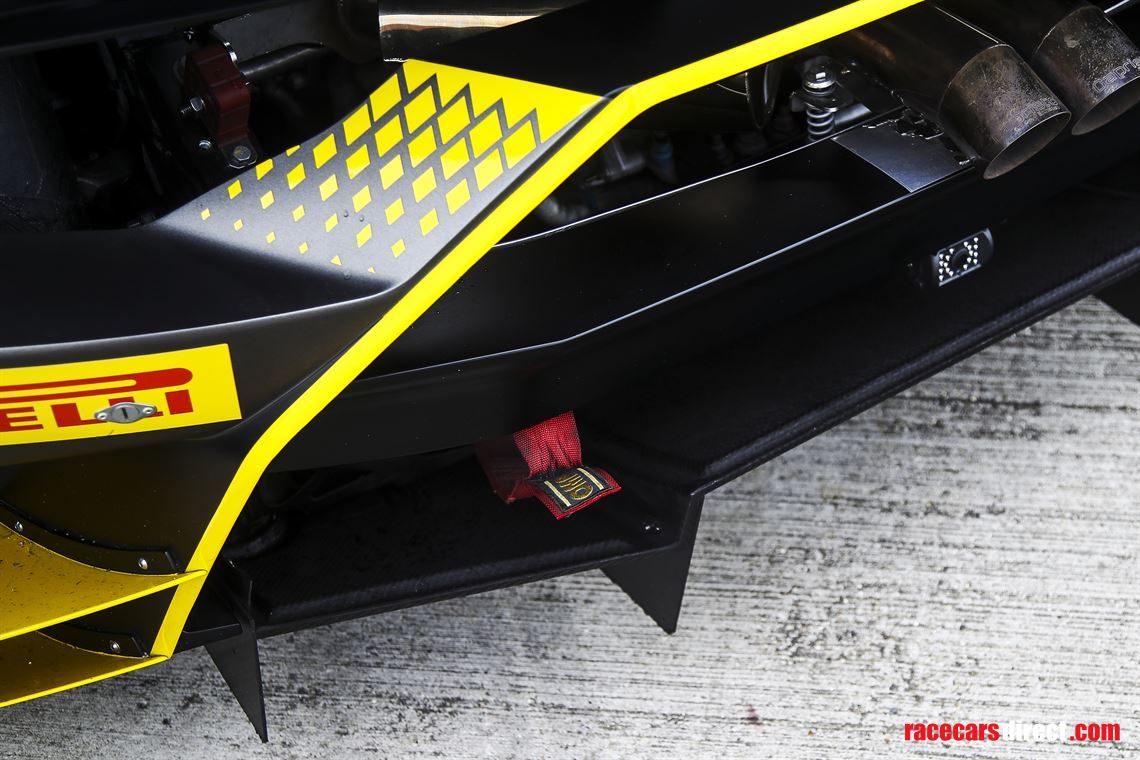 lamborghini-huracan-super-trofeo-evo-collecto