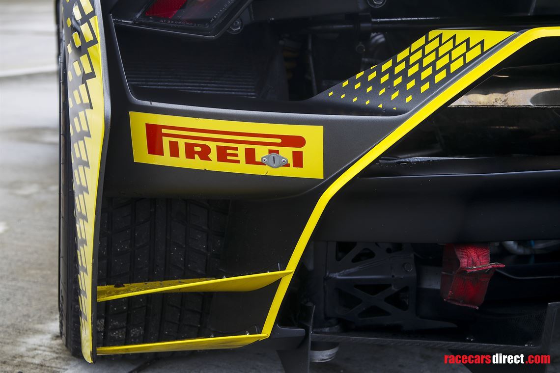 lamborghini-huracan-super-trofeo-evo-collecto