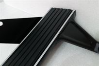 bmw-e30-m3-sport-evolution-cecotto-footrest-d