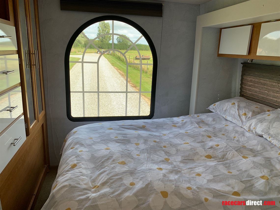 coachman-concorde-ts300-rv-motorhome