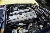 jaguar-xjs-40-litre-celebration-limited-editi