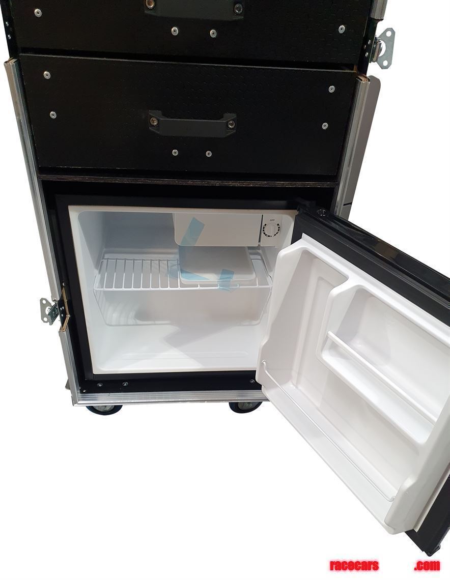 hospitality-fridge-flight-case-inc-side-table