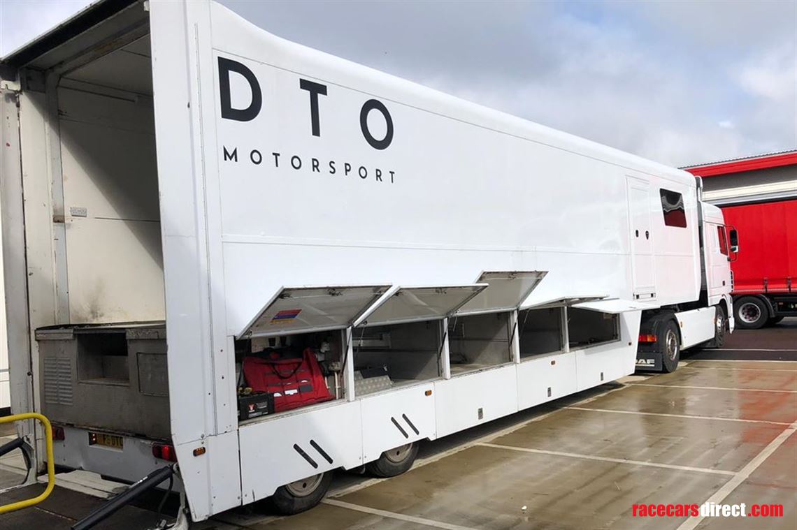 over-lander-race-trailer-daf-tractor-unit