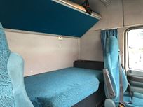 over-lander-race-trailer-daf-tractor-unit