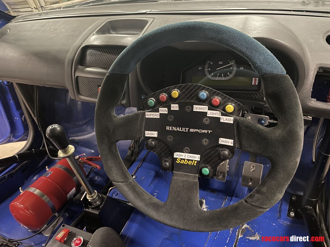 ultimate-spec-renault-clio-172-race-car