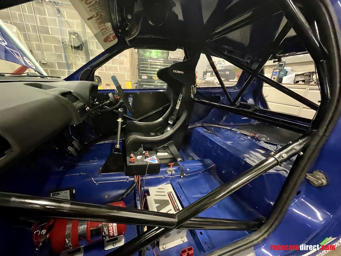 ultimate-spec-renault-clio-172-race-car