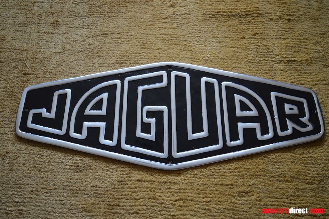 large-jaguar-vintage-cast-metal-sign
