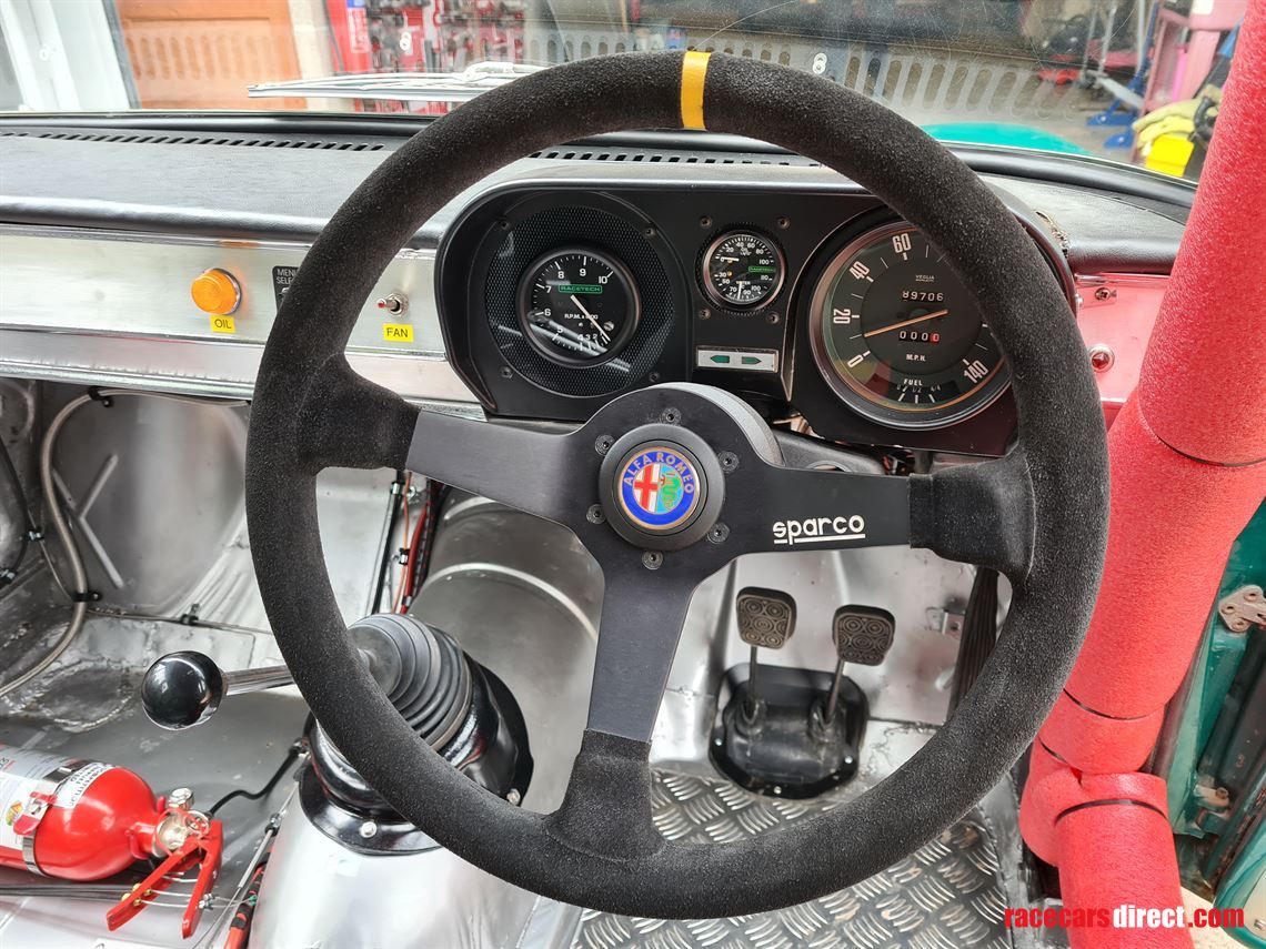 alfa-romeo-giulia-super-historic-touring-car