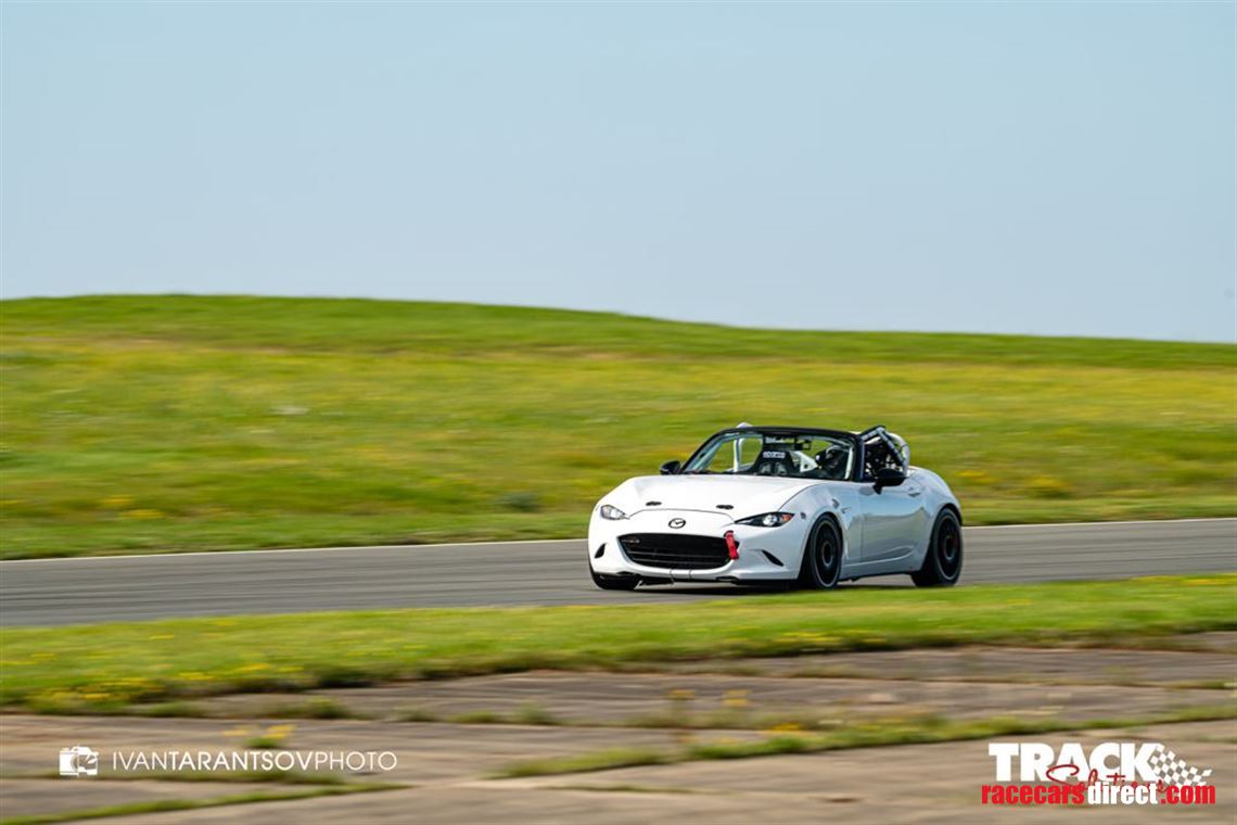 mazda-mx-5-cup