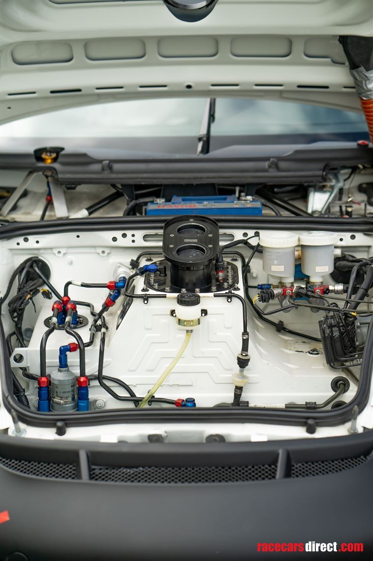 porsche-997-gt3-cup-mk2-2012