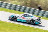 porsche-718-cayman-718-gt4-clubsport-mr