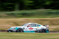 porsche-718-cayman-718-gt4-clubsport-mr