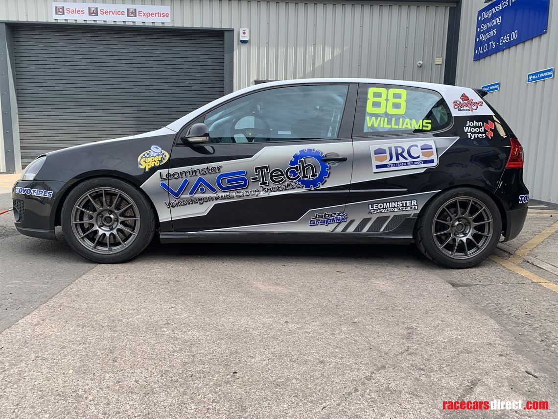 volkswagen-golf-gti-mk5-production-gti-spec