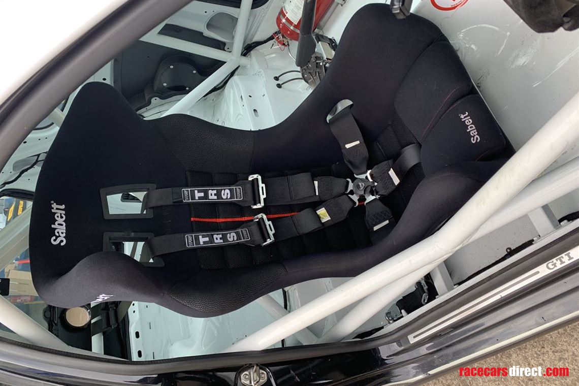 volkswagen-golf-gti-mk5-production-gti-spec