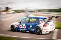 2-volkswagen-golf-gti-tcr-seq