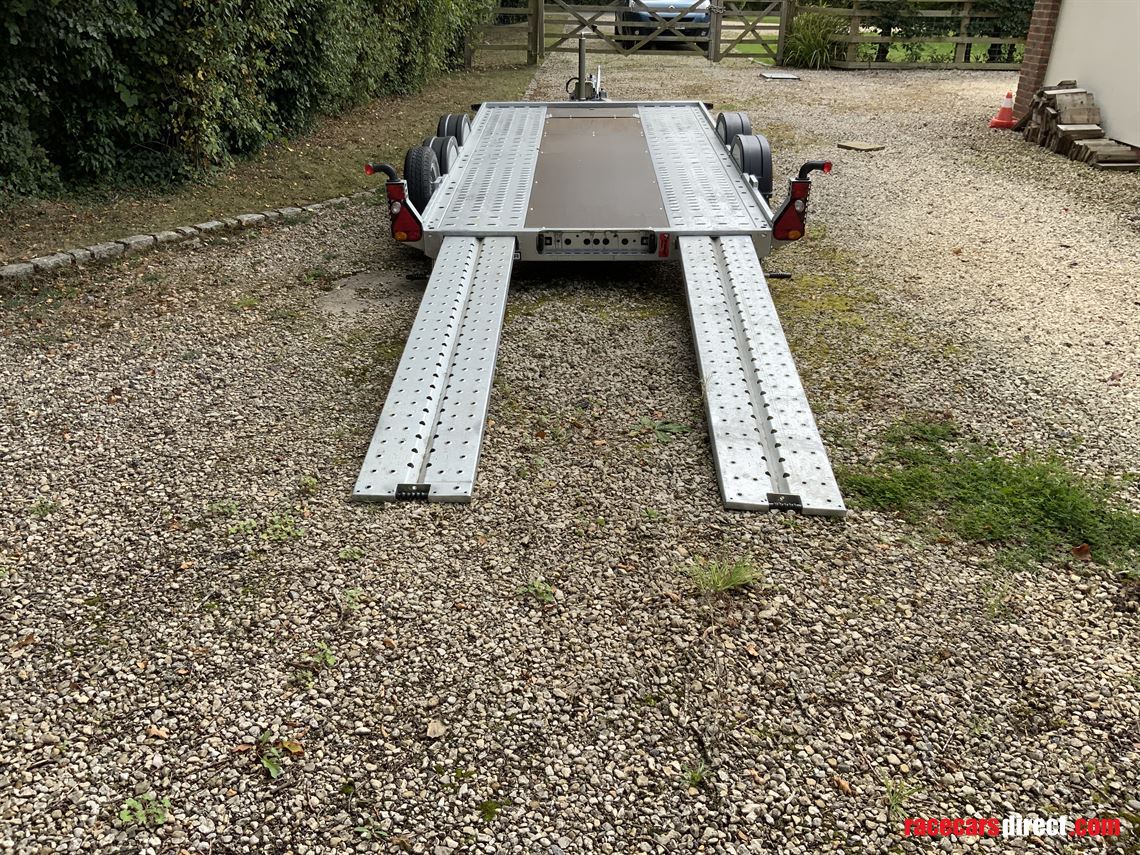 brian-james-a4-transporter-125-2112