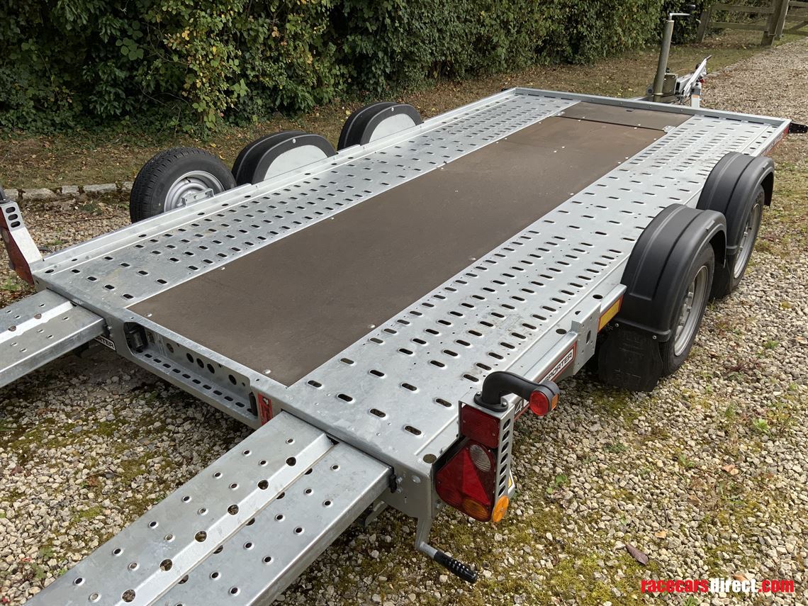 brian-james-a4-transporter-125-2112