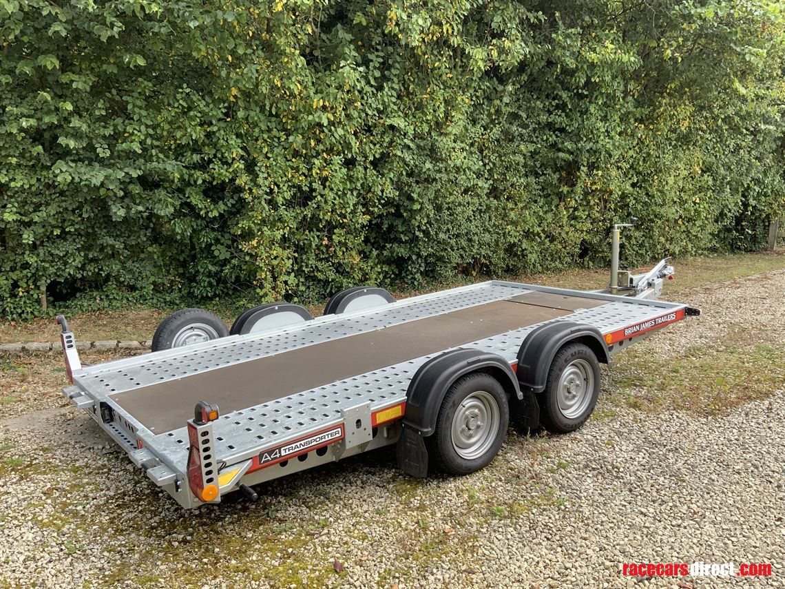 brian-james-a4-transporter-125-2112