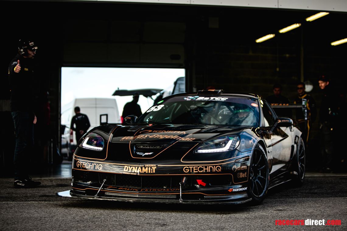 corvette-c6-z06-racecar