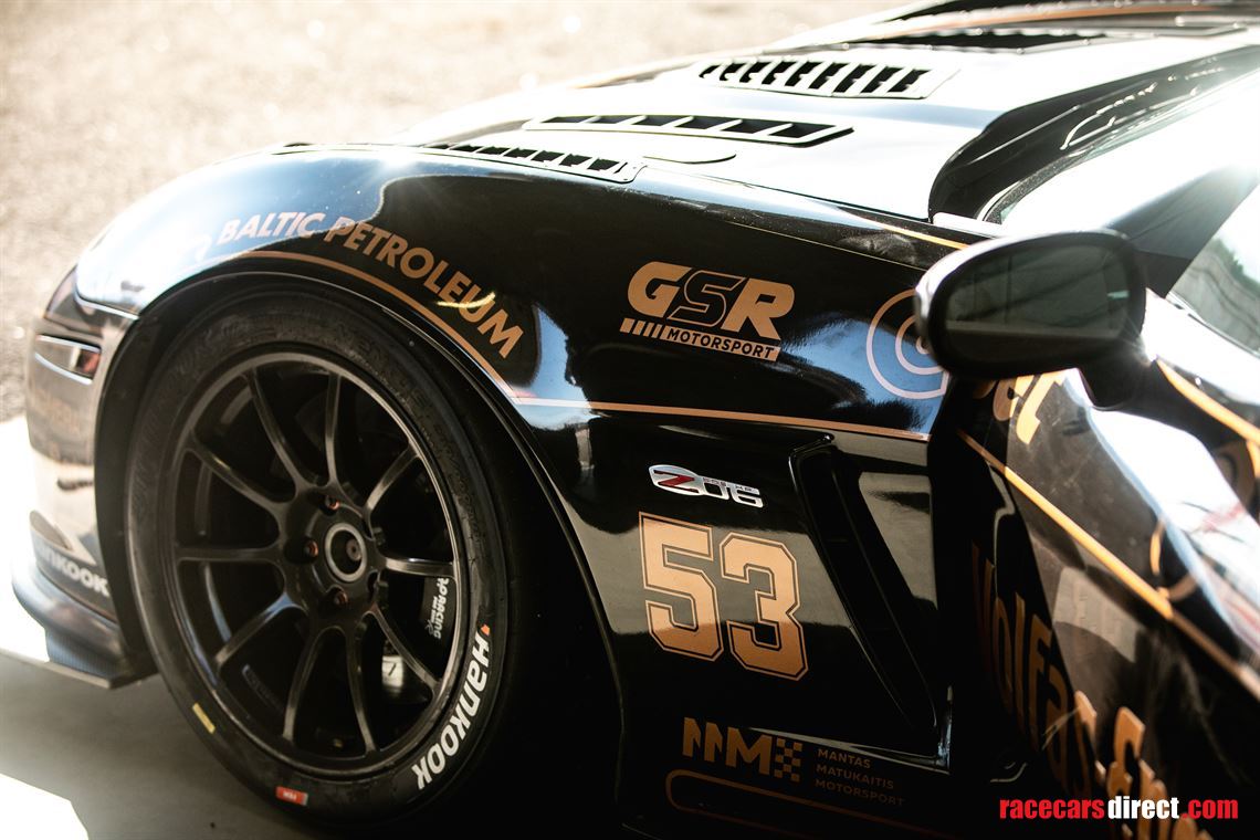 corvette-c6-z06-racecar