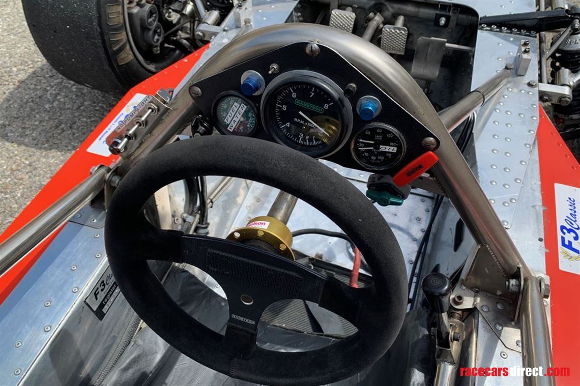 lola-t670-historic-f3-hu7-1978