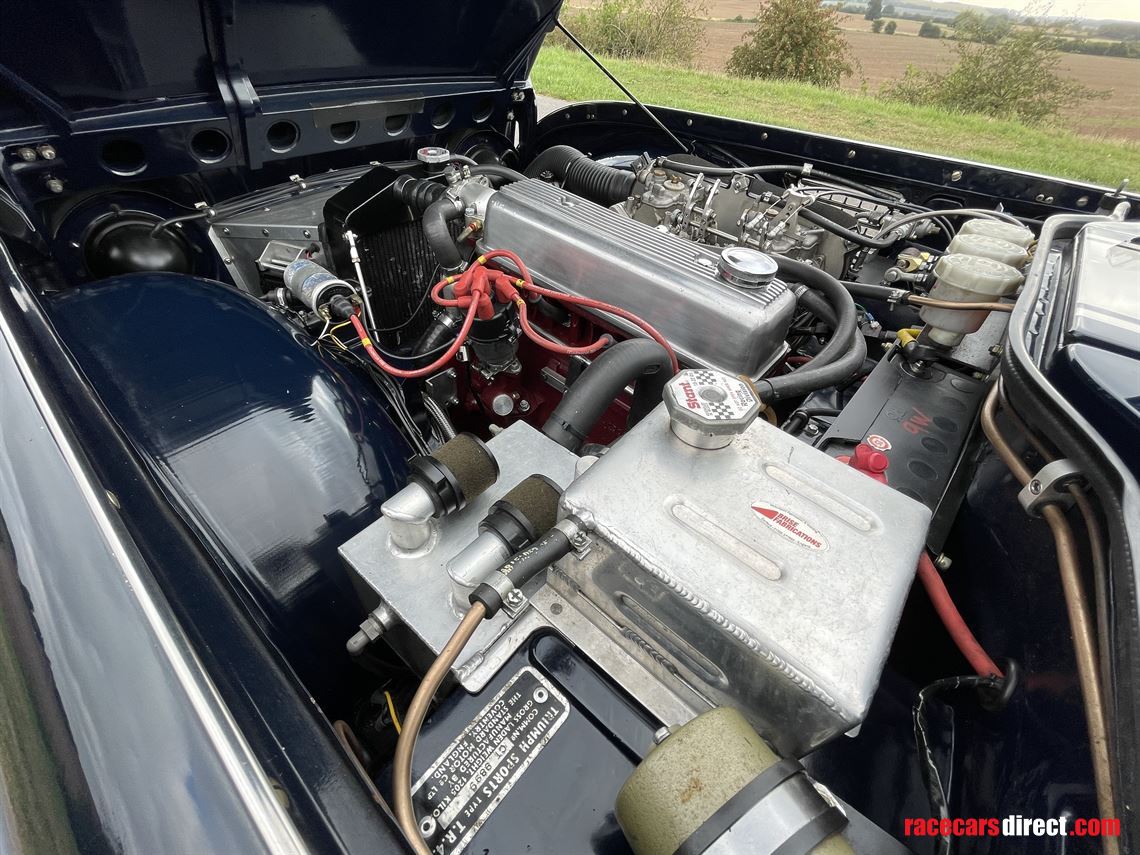 1962-triumph-tr4-fia-historic-racing-car