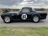 1962-triumph-tr4-fia-historic-racing-car