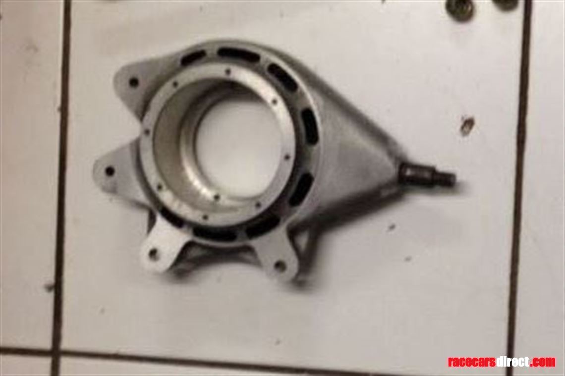 van-diemen-rf-99-01-uprights-wishbones